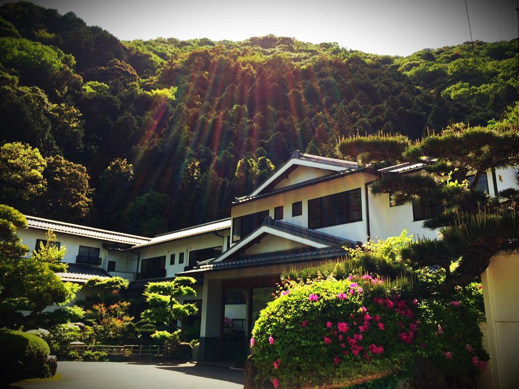 Okumizuma Onsen Hotel Kaizuka Екстериор снимка