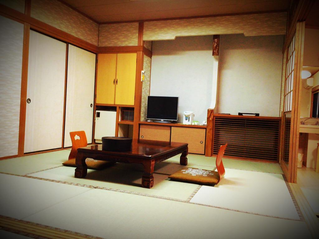 Okumizuma Onsen Hotel Kaizuka Екстериор снимка