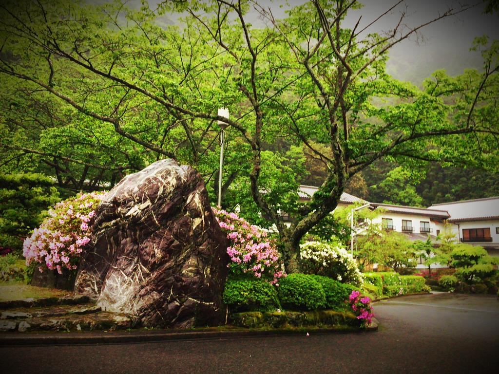 Okumizuma Onsen Hotel Kaizuka Екстериор снимка