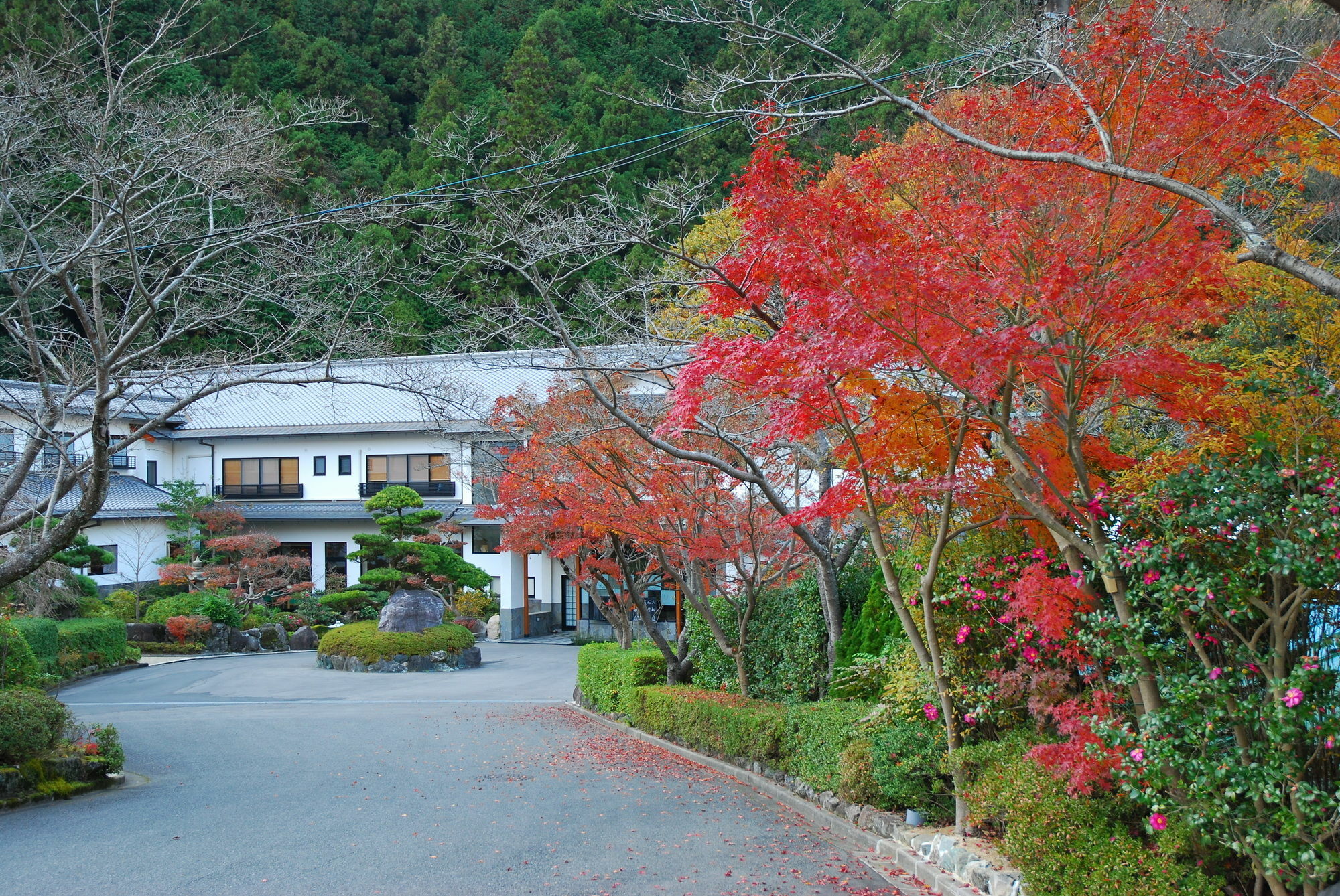 Okumizuma Onsen Hotel Kaizuka Екстериор снимка